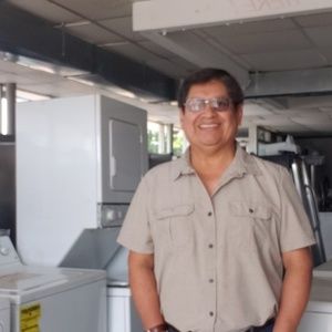 Meet your Posher, Juan